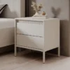 Comodino moderno con piedini alti 53,5x56,2 cm beige CMLK16