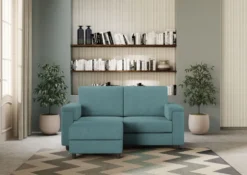 Divano 168x85cm design a due posti con bracciolo squadrato e pouf stoffa idrorepellente blu petrolio DI5