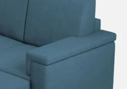 Divano 168x85cm design a due posti con bracciolo squadrato e pouf stoffa idrorepellente blu avio DI5