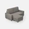 Divano 148x85cm design a due posti con bracciolo squadrato idrorepellente e pouf grigio DI15