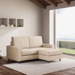 Divano 148x85cm design a due posti con bracciolo squadrato idrorepellente e pouf beige DI15