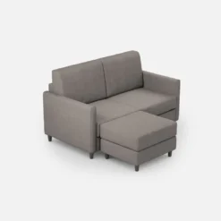 Divano 138x85cm design a due posti con pouf stoffa idrorepellente grigio DI26