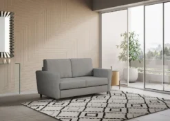Divano 172x85cm design a due posti con piedini in legno e stoffa idrorepellente grigio DI35