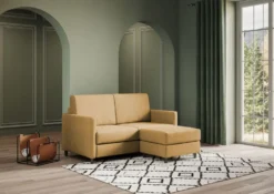 Divano 158x85cm design a due posti per salotto con pouf versatile ocra DI27