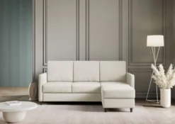 Divano 198x85cm design a tre posti comodo con pouf tessuto idrorepellente bianco latte DI28