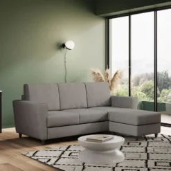 Divano 212x85cm design a tre posti con piedini in legno e pouf idrorepellente grigio DI39