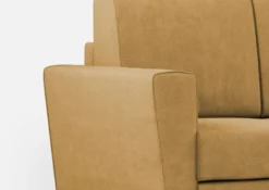 Divano 212x85cm design a tre posti con piedini in legno e tessuto idrorepellente ocra DI36