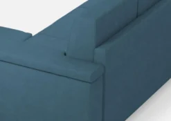 Divano 208x85 design a tre posti con bracciolo squadrato e pouf idrorepellente blu avio DI6