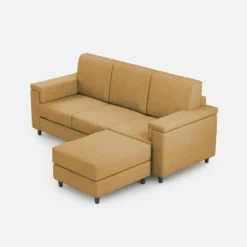 Divano 208x85 design a tre posti con bracciolo squadrato e pouf idrorepellente ocra DI6