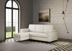 Divano 208x85 design a tre posti con bracciolo squadrato e pouf idrorepellente bianco latte DI6