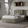 Letto 120x210cm a una piazza e mezza con bottoni in similpelle cappuccino LIT175