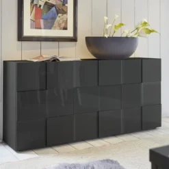 Madia 181x84 da soggiorno con frontale geometrico a tre ante battenti grigio lucido ML10